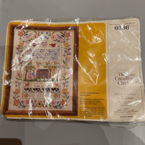 New NOS 1984 The Creative Circle Embroidery Kit # 0336 Jacobean Sampler unopened - Picture 1 of 11